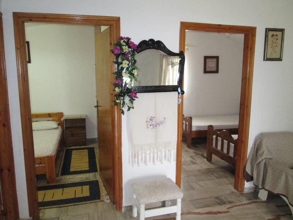 Ferienwohnung Bio House Chrani Zimmer foto